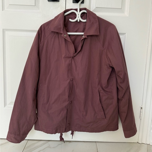 Selling zara jacket - Picture 2 of 4